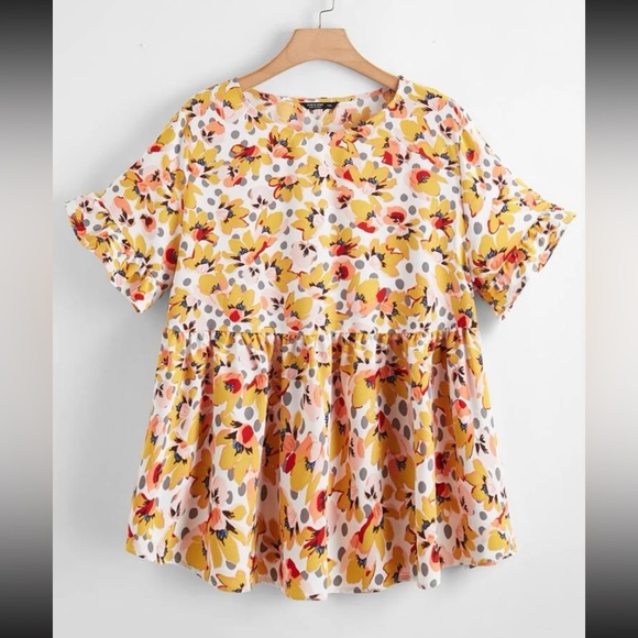SHEIN Tops - Floral Ruffle Sleeve Blouse